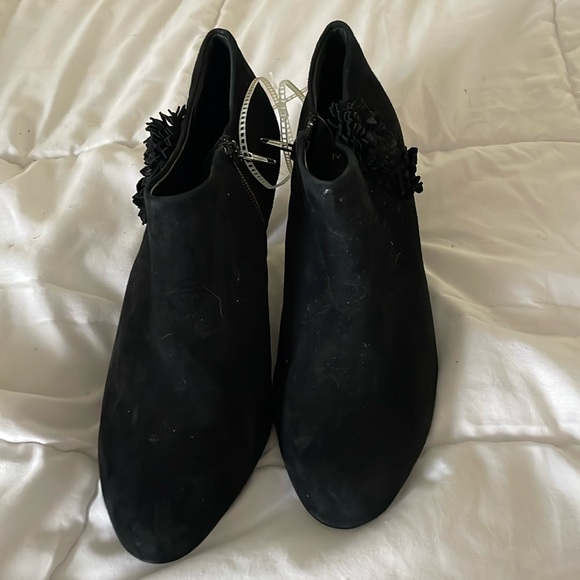Alex Marie suede ankle books black with zipper. 3 inch heel new never worn. - Picture 1 of 8